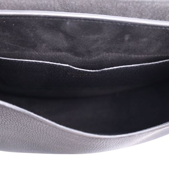 Dior Medium Grained Dior Bobby Bag in Black Calfskin Leather - Picture 3 of 10